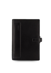 Discover elegance and practicality in one with Holborn personal diary in black. This luxurious diary in fine buffalo leather with internal compartments and a 2-page weekly calendar is the ideal assistant for everyday planning. It comes with a number of features, including an address book, ring binder and ruler/bookmark, making it irresistible for all lovers of organization.