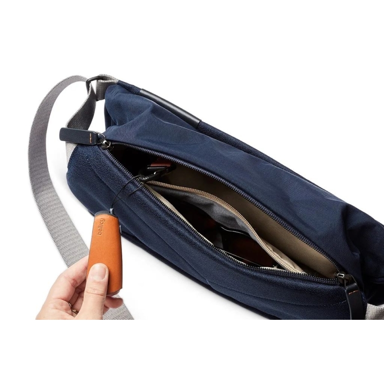 Sling Ľadvinka navy BELLROY - 5