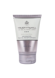 Experimente el poder rejuvenecedor de nuestra crema hidratante facial protectora. Repleta de ingredientes nutritivos como el aceite de lavanda, la vitamina E y la alantoína, esta lujosa crema no sólo ralentiza el proceso de envejecimiento sino que también protege su piel de los elementos agresivos y los rayos UV. Apta para uso diario, es su arma secreta para conseguir una piel más suave y joven.