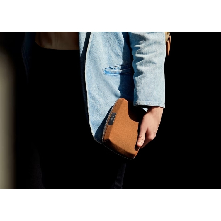 Tech Kit Compact Multifunkčné puzdro saltbush BELLROY - 12