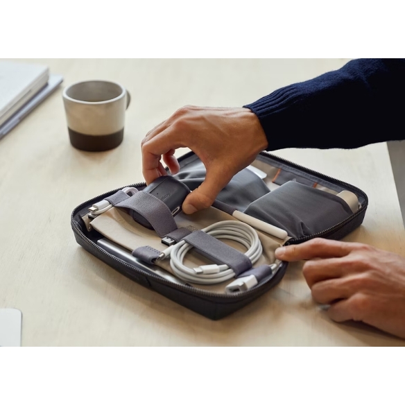 Tech Kit Multifunkčné puzdro bronze BELLROY - 15