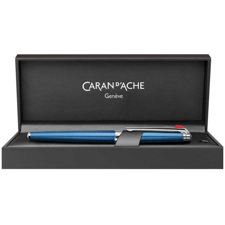 Léman Slim Grand Bleu Fountain Pen CARAN D'ACHE - 2