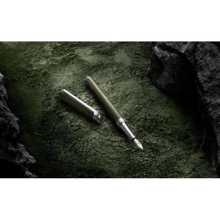 Léman Slim Terre d’Ombre Fountain Pen CARAN D'ACHE - 4