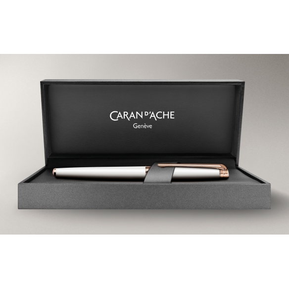 Léman Slim Rose Gold Plniace pero CARAN D'ACHE - 4