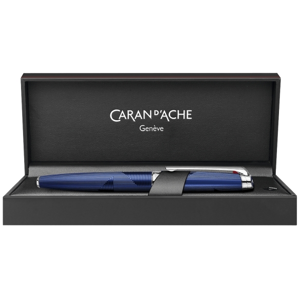Léman Bleu Marin Fountain Pen CARAN D'ACHE - 3