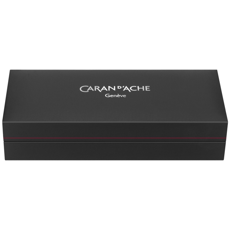 Léman Rouge Carmin Fountain Pen CARAN D'ACHE - 7