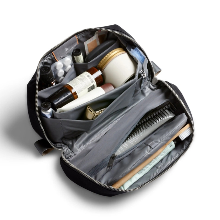 Toiletry Kit Plus black Bellroy - 2