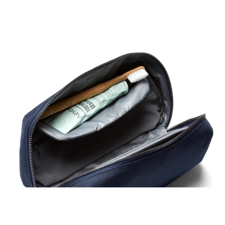 Toiletry Kit Plus Toaletná taška navy Bellroy - 5