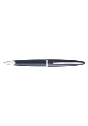 Caréne Core Blue CT est un joyau Waterman , issu de l'intemporelle collection Blue Core Finish. Assemblé à la main en France, ce modèle est le fruit de 140 ans de savoir-faire, avec un corps et un capuchon en laiton recouverts d'une laque bleu foncé intense. Son design raffiné et sa qualité exceptionnelle en font le cadeau idéal, présenté dans un luxueux coffret.