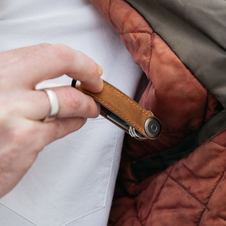 2.0 Crazy Horse Kľúčenka chestnut brown Orbitkey - 5