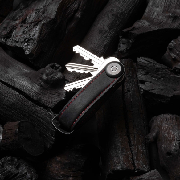 2.0 Crazy Horse Kľúčenka black and red Orbitkey - 7