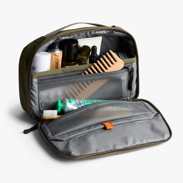 Hanging Toiletry Kit Toaletná taška sea kelp Bellroy - 4