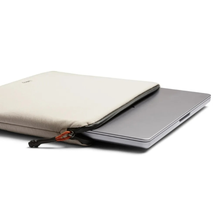 copy of Manicotto per laptop Lite da 16″ gesso Bellroy - 4