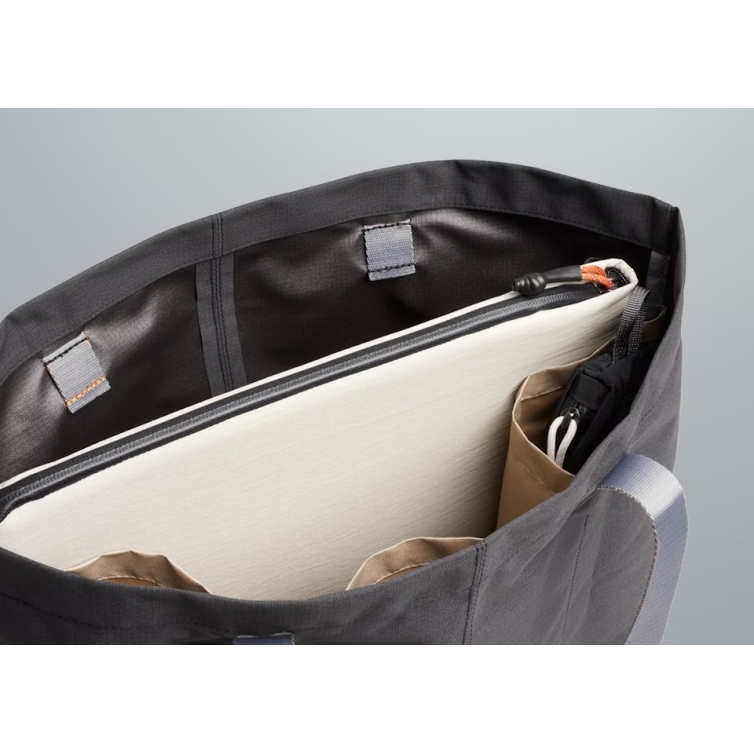 Lite Laptop Sleeve 16″ chalk BELLROY - 10