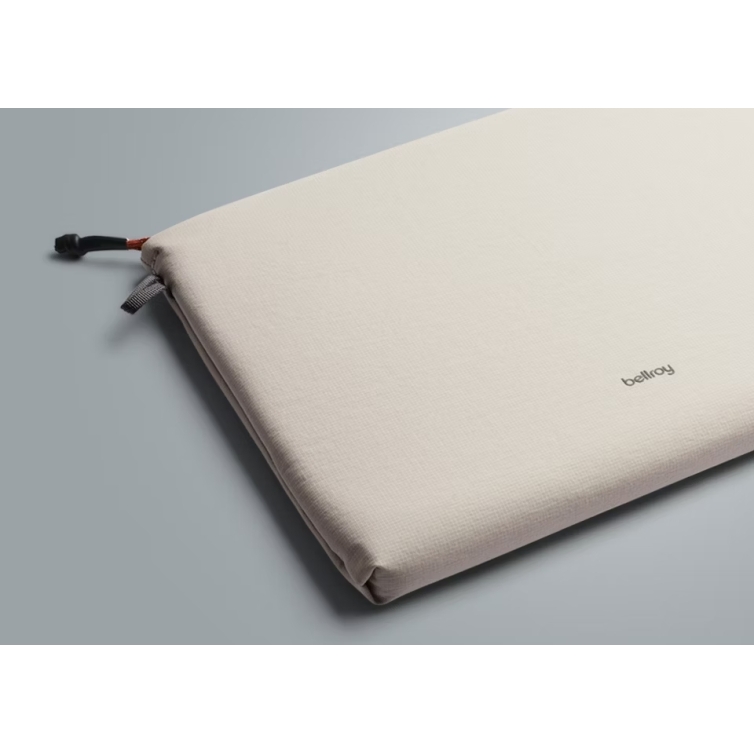 Lite Laptop Sleeve 16″ chalk BELLROY - 11