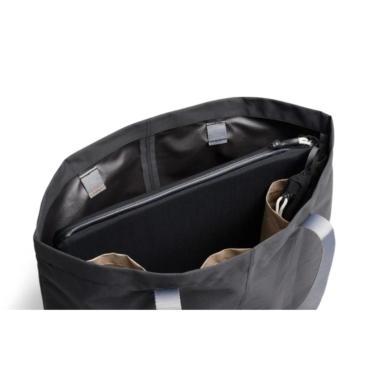 Lite Laptop Sleeve 14″ black Bellroy - 8