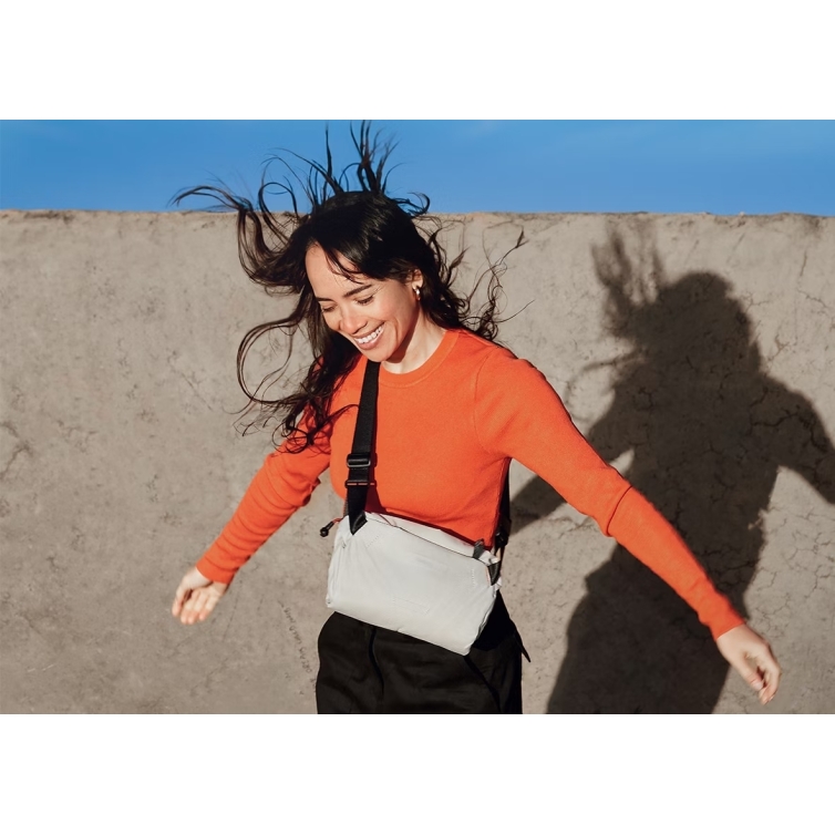 Lite Sling Mini Ľadvinka chalk BELLROY - 11