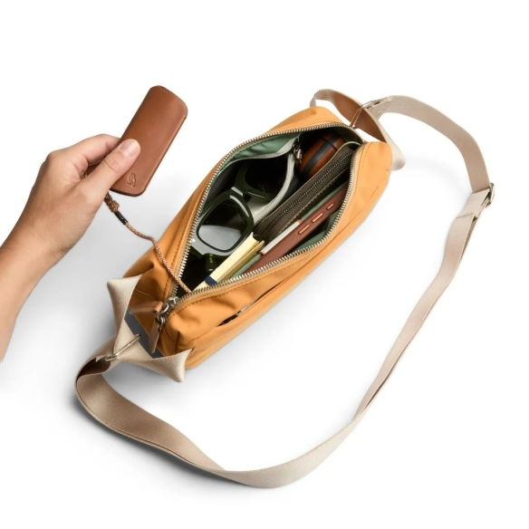 Classic Sling 3L Ľadvinka butterscotch Bellroy - 5
