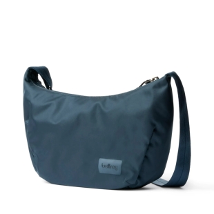 Laneway Crescent Bag 2,5L Ľadvinka blue steel Bellroy - 1