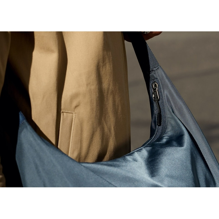 Laneway halve maan zak 7L zeekelp Bellroy - 16