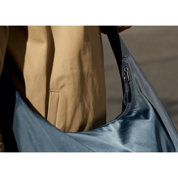 Laneway Crescent Bag 7L μελάνι Bellroy - 16