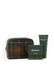 The new Heritage For Him Essentials Gift Set from Barbour is the perfect companion for every modern man who wants to enjoy a unique atmosphere. This exclusive set of eau de parfum and shower gel will enchant you with its luxurious aroma that will transport you straight to the heart of autumn. The gift set is the ideal gift for men who appreciate a bit of luxury in their daily rituals.