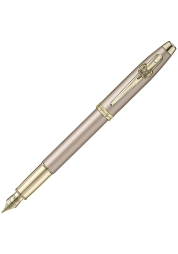 La deslumbrante pluma estilográfica Sheaffer 100 Emily in Paris en dorado champán es la combinación perfecta de elegancia y sofisticación. Con su lujoso cuerpo de latón y sus icónicos detalles de lazo y logotipo, esta pluma es una auténtica delicia para los amantes de la calidad y el estilo. Regálate una pieza de encanto parisino y crea tus palabras con un toque de brillo extra.