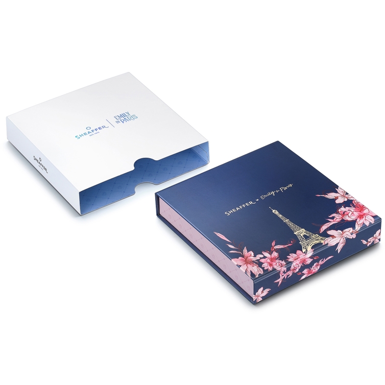 replica van Emily in Paris leren sleuteletui beige Sheaffer - 5