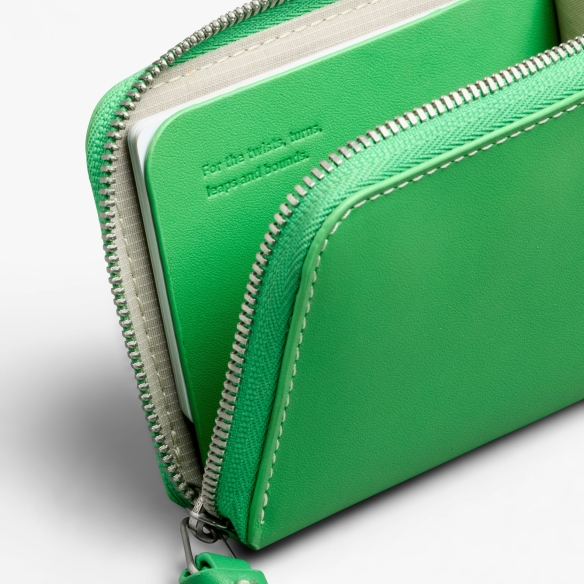 Minimalistična Pocket z neon zeleno Bellroy ...