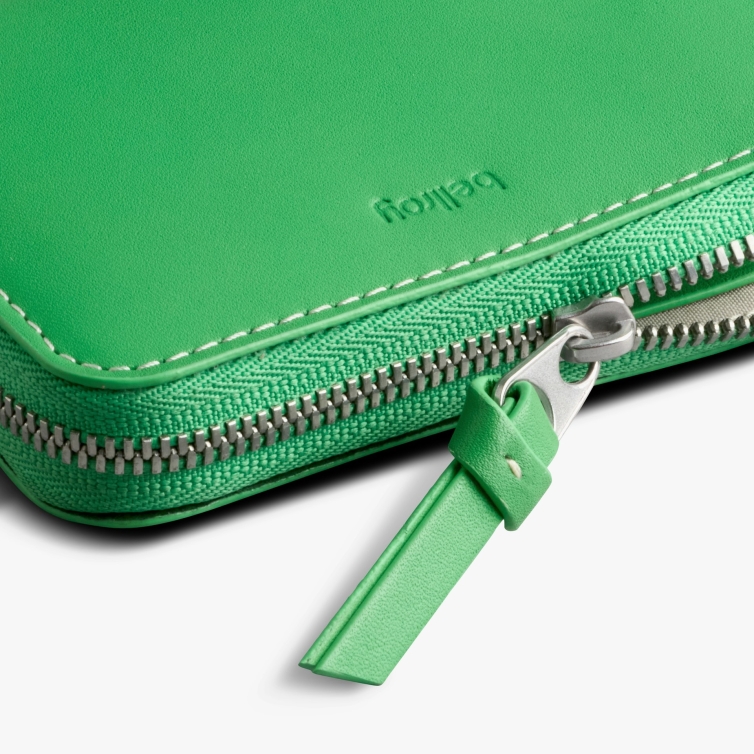 L- Pocket Neon Green minimalistická peněženka Bellroy - 2
