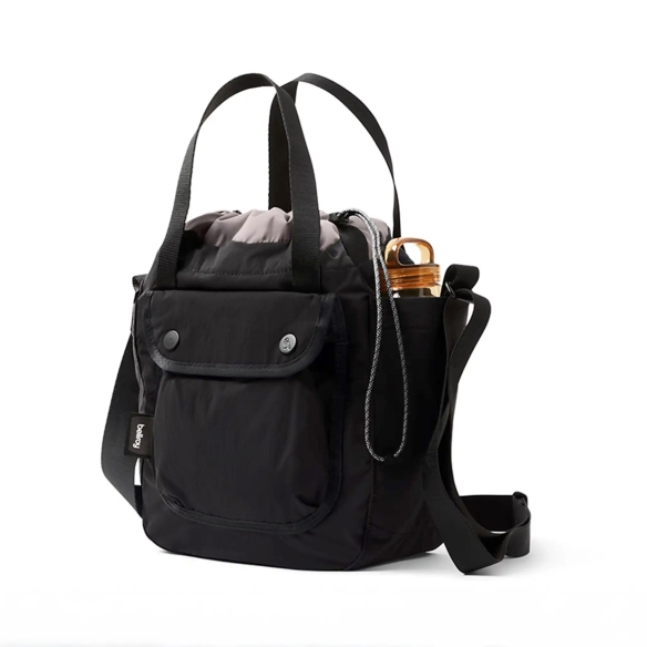 Cinch Bucket Bag Black women's backpack Bellroy - 1