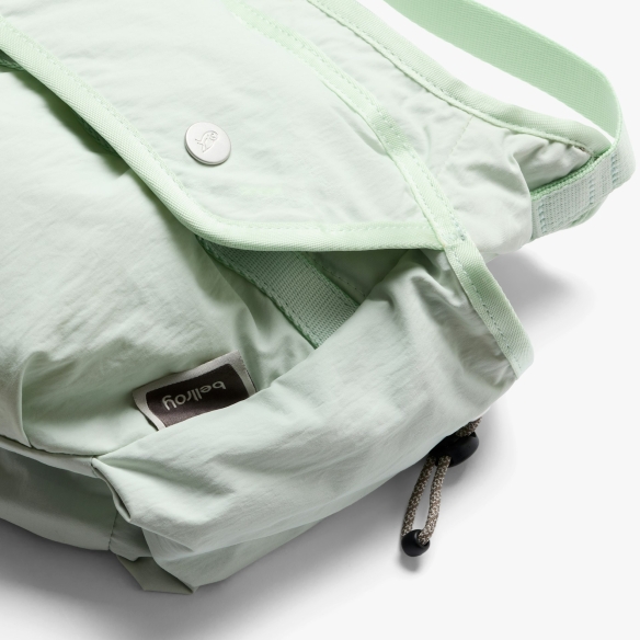 Cinch Sling Sea Foam skuldertaske Bellroy - 5