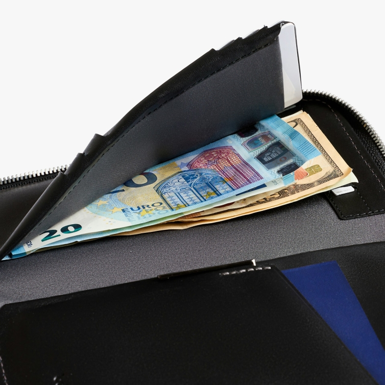 Travel Folio Black cestovná peňaženka Bellroy - 4